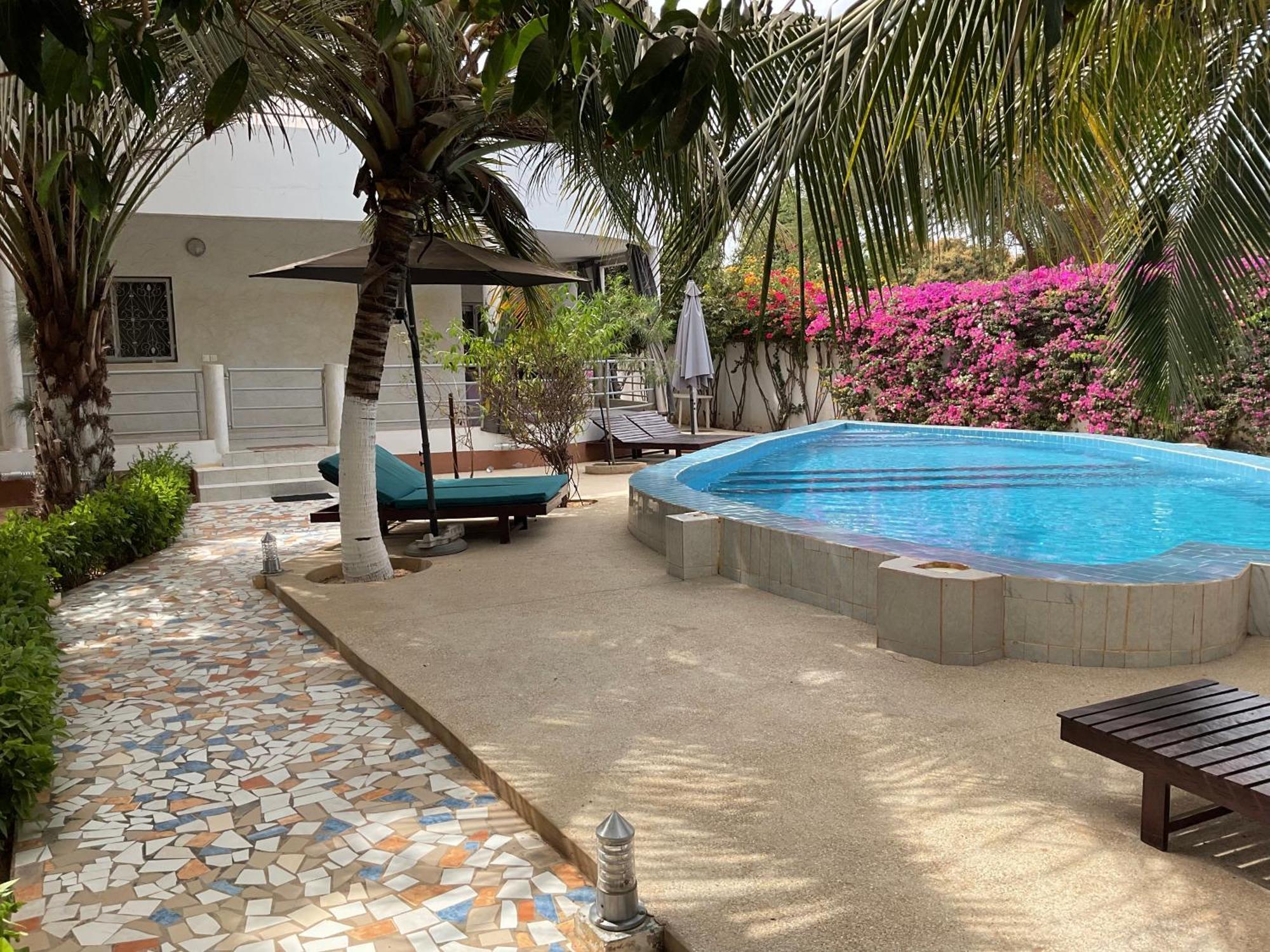 Residence Saint James Somone Luaran gambar